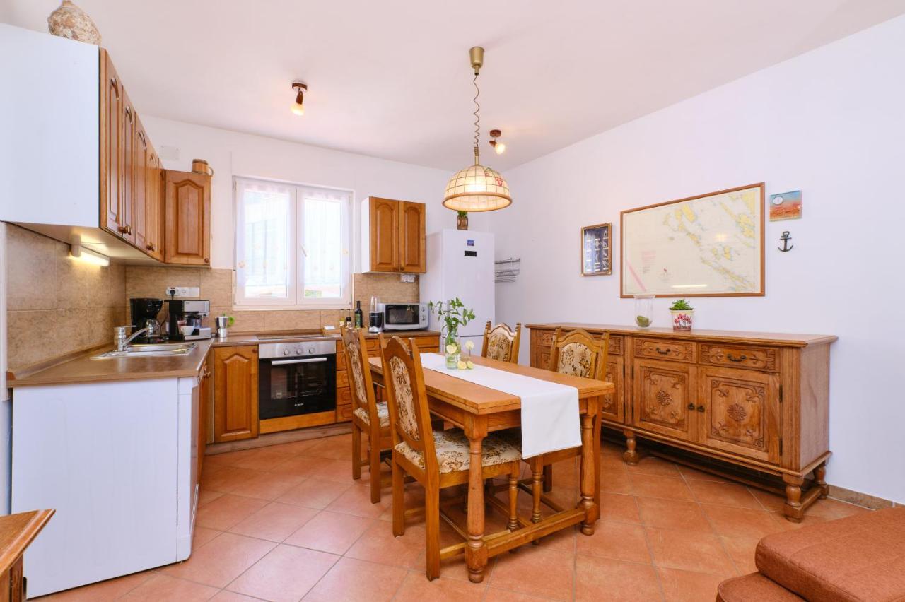 Apartments Antares Mali Lošinj Exteriér fotografie