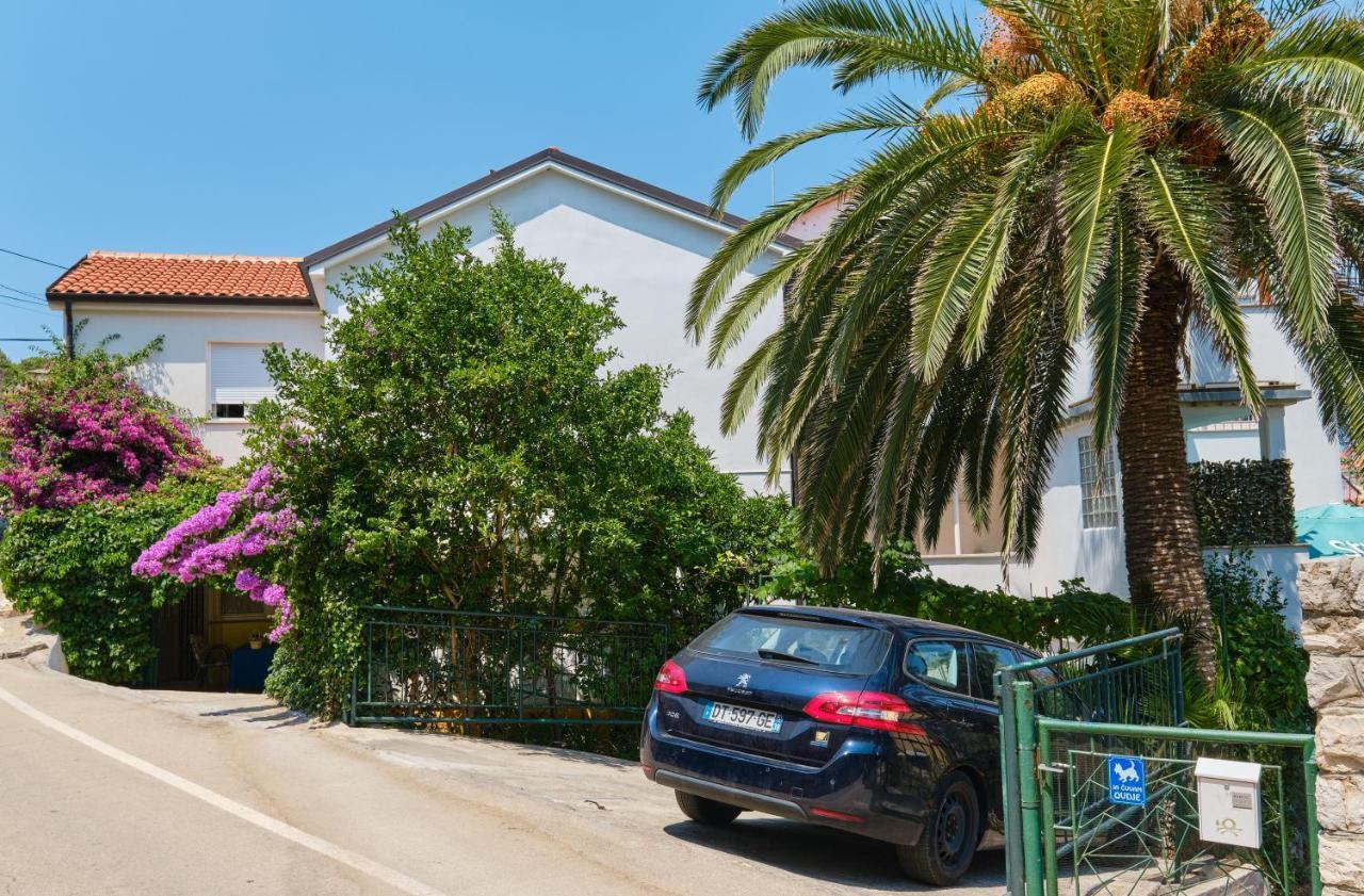 Apartments Antares Mali Lošinj Exteriér fotografie