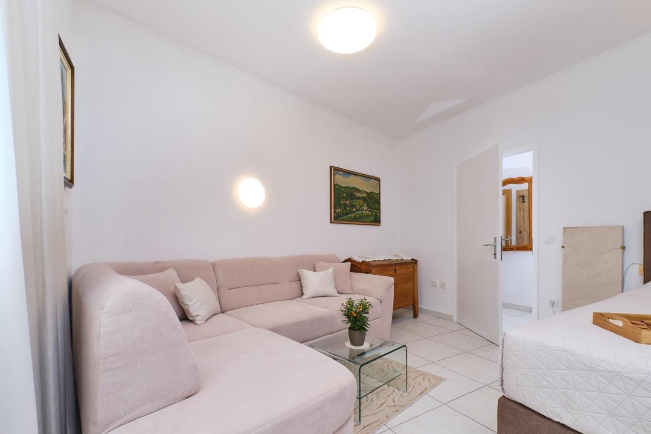 Apartments Antares Mali Lošinj Exteriér fotografie
